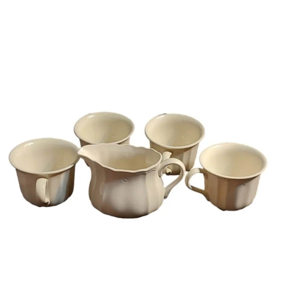 LENOX CASUAL ELEGANCE VINTAGE CUPS‎ AND CREAMER